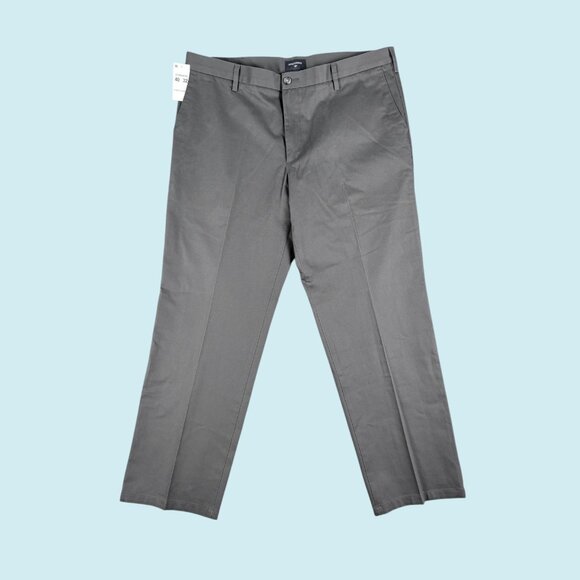 DOCKERS Pants Men's 40x32 Khaki Straight Fit Wrinkle-free Permanent Crease NWT - Picture 1 of 7
